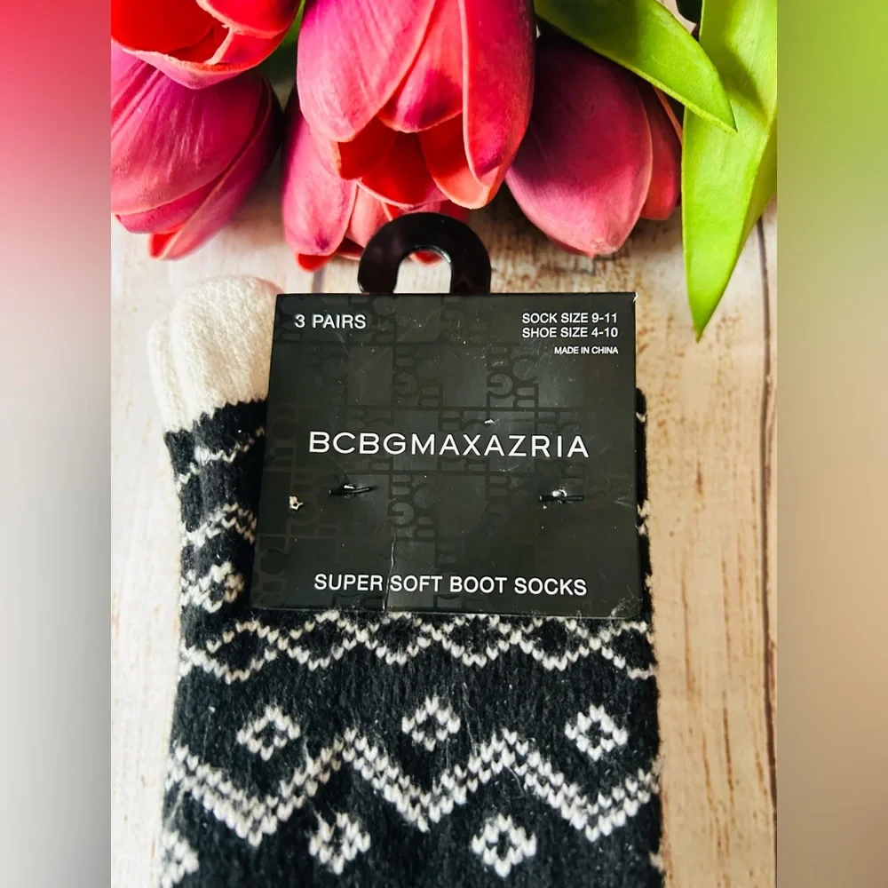 BCBGMaxazria Women’s Multicolor Super Soft Boot Socks 3pk One Size NWT